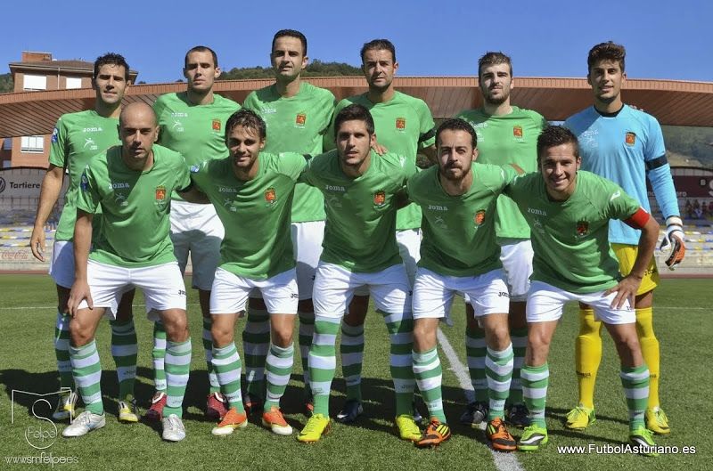 Once inicial del C.D. Llanes que ganó en el Hermanos Antuña 14/15